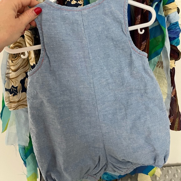CUTEST Baby Gap Farm Animal Romper - Picture 4 of 7